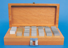 kit.JPG (9890 bytes)