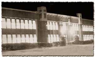 school.jpg (12998 bytes)